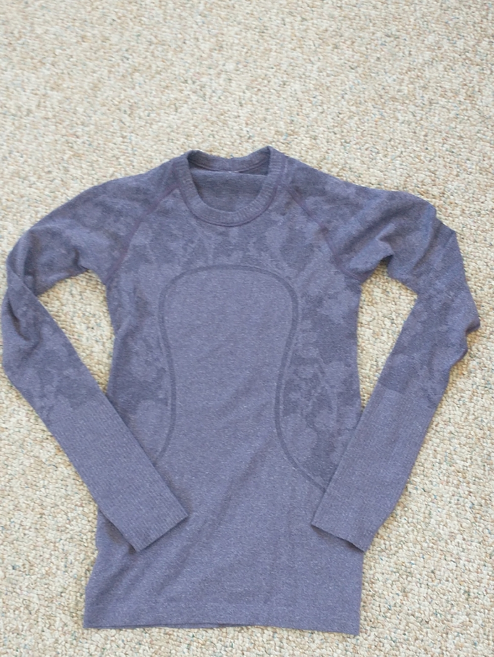 Lululemon Run Swiftly Tech Long Sleeve Crew Size 4
